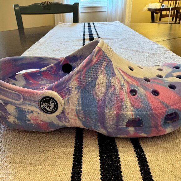 CROCS Classic Clog Children Size J 3 Marbled Tie Dye Purple Pink White - Picture 3 of 8